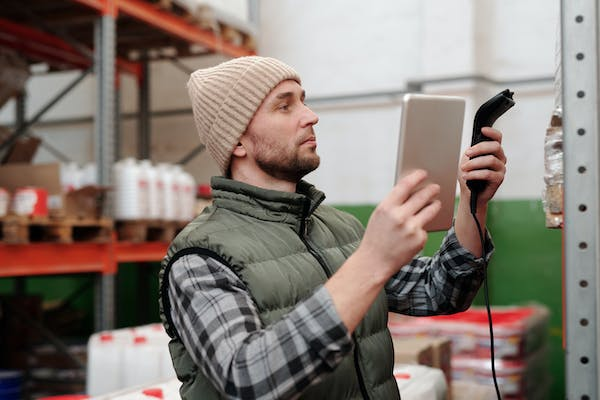 10 Best Warehouse Management Software Solutions for Small Businesses